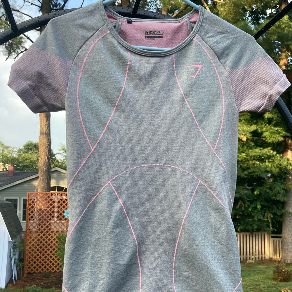 GymShark Short Sleeve Top